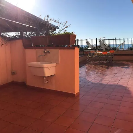 펜션 Il Terrazzino Di Lulu