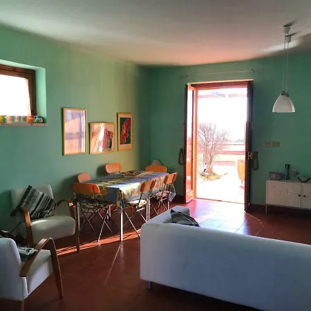 펜션 Il Terrazzino Di Lulu 체트라로