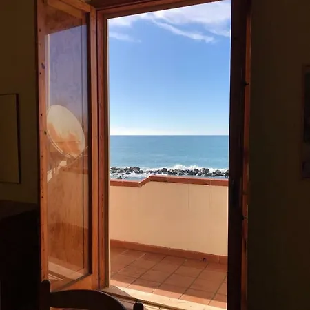 Il Terrazzino Di Lulu 체트라로