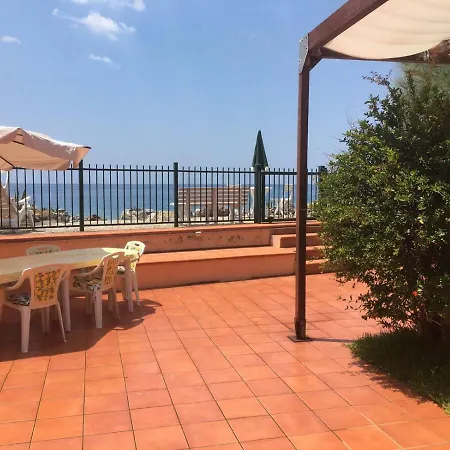Casa de Férias Il Terrazzino Di Lulu Cetraro