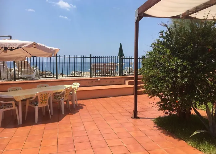 Casa de Férias Il Terrazzino Di Lulu Cetraro